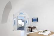 Canaves Oia Hotel